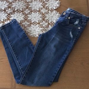 Super cute! 7 For All Mankind Jeans